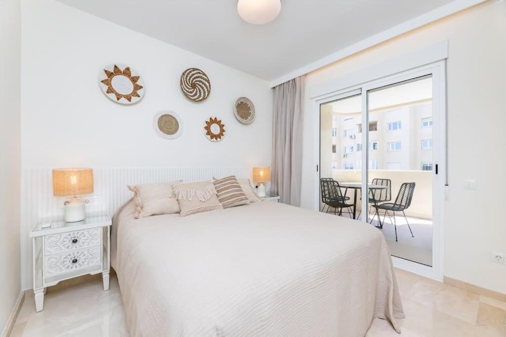 Appartement Newly Renovated, Sea View + Walk To Rdr381